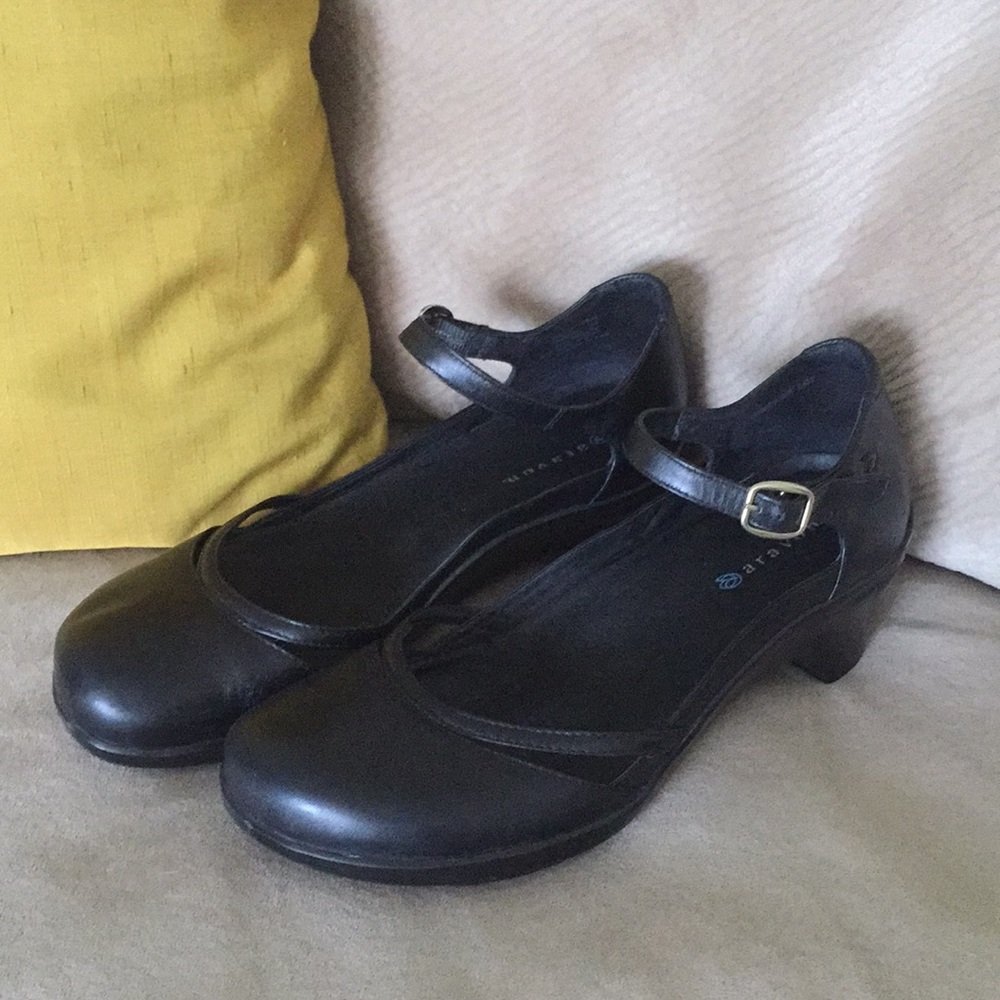 ARAVON | Mary Jane 8.5